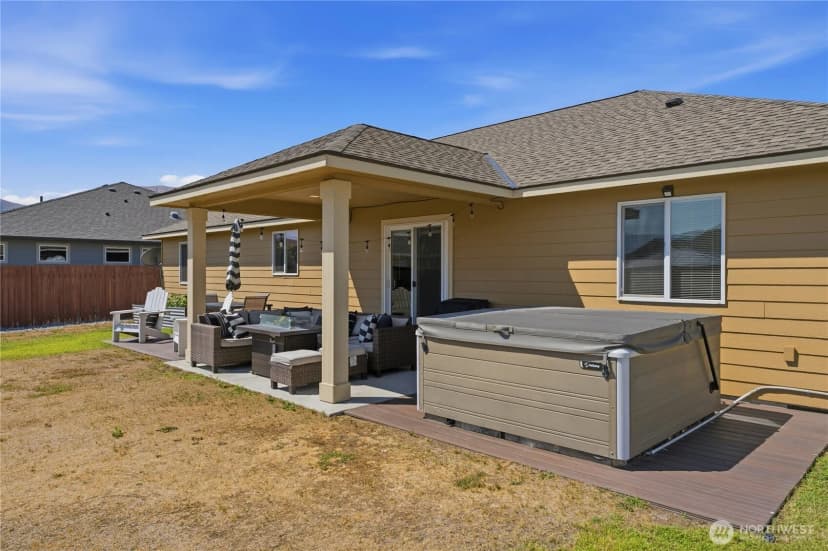 Property photo for 434 N Wilson Street, Chelan photo 28