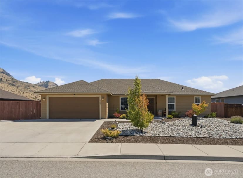 Property photo for 434 N Wilson Street, Chelan photo 32