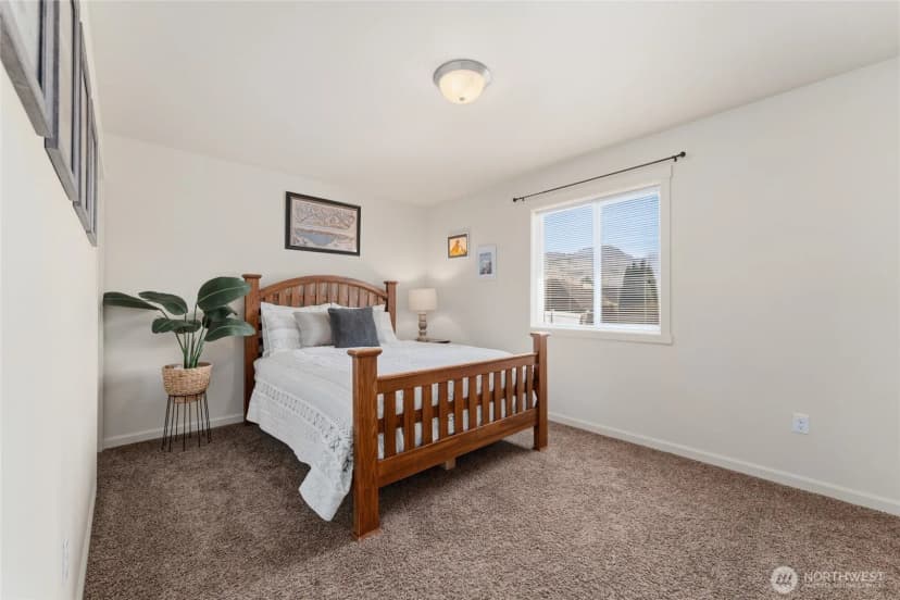 Property photo for 434 N Wilson Street, Chelan photo 20