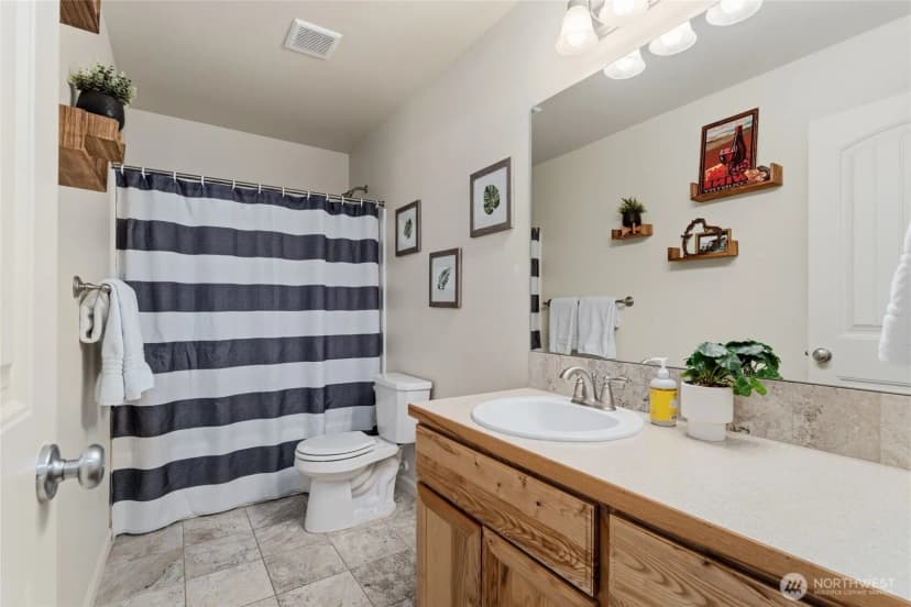 Property photo for 434 N Wilson Street, Chelan photo 23