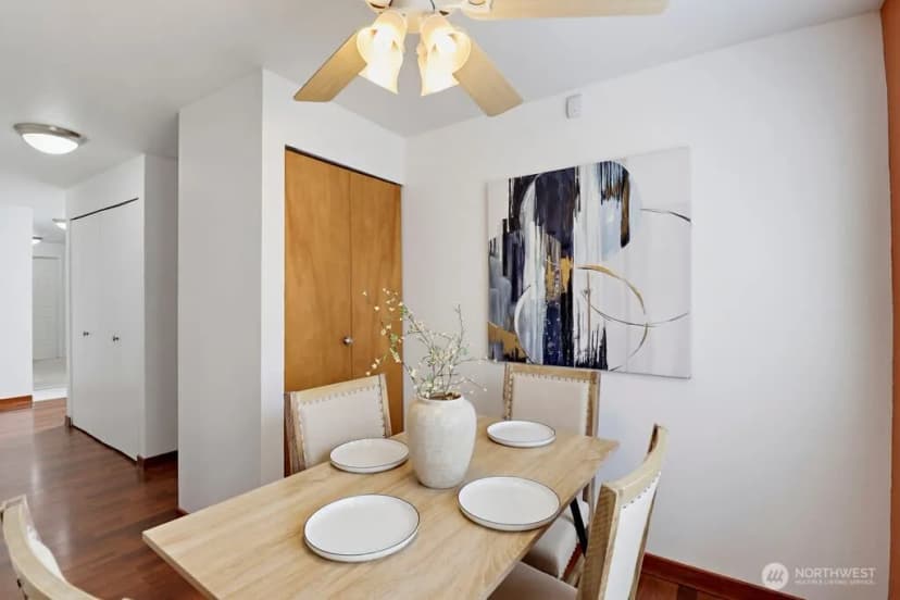 Property photo for 12512 Se 275th Place, Kent photo 14