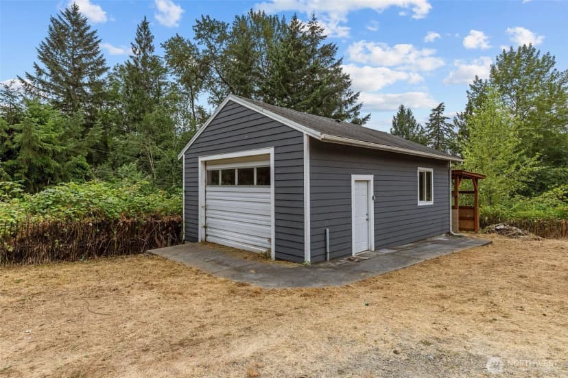 Property photo for 18908 Se 116th Place, Issaquah photo 29