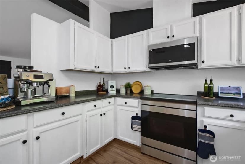 Property photo for 18908 Se 116th Place, Issaquah photo 11