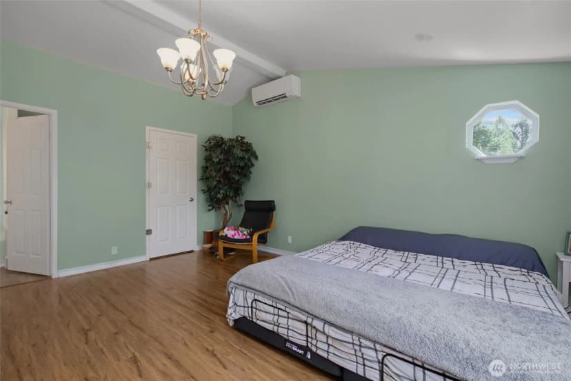Property photo for 18908 Se 116th Place, Issaquah photo 15