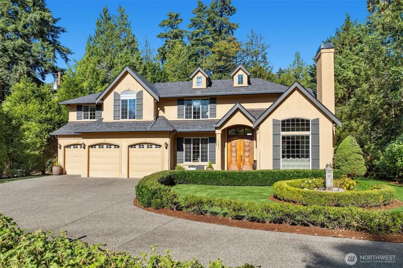 Property photo for 12022 Ne 97th Street, Kirkland photo 2