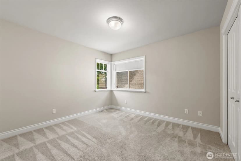 Property photo for 8816 140th Avenue Se, Newcastle photo 24