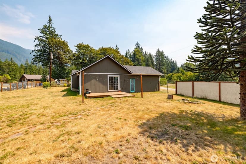 Property photo for 26706 469th Avenue Ne, Darrington photo 30