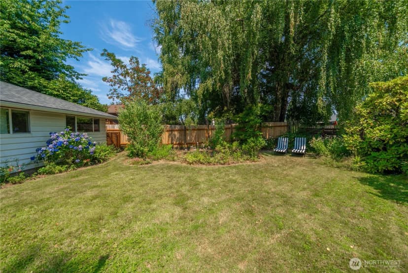 Property photo for 16630 3rd Avenue S, Burien photo 27