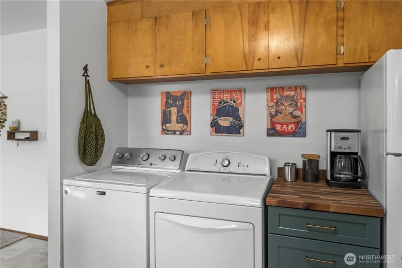 Property photo for 16630 3rd Avenue S, Burien photo 9