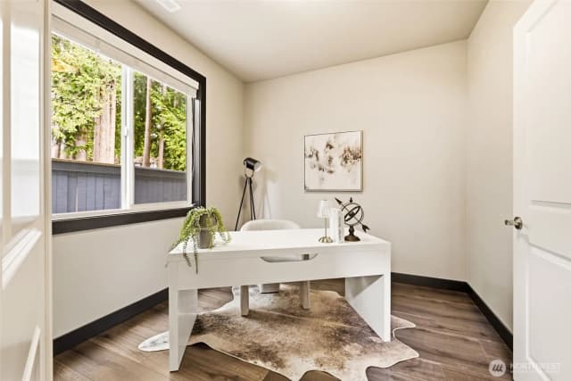 Property photo for 19311 Meridian Drive Se, Bothell photo 5