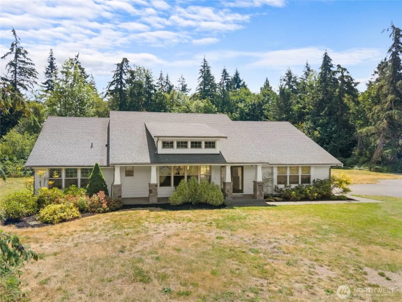 Property photo for 5542 Meadowood Lane Ne, Olympia photo 4