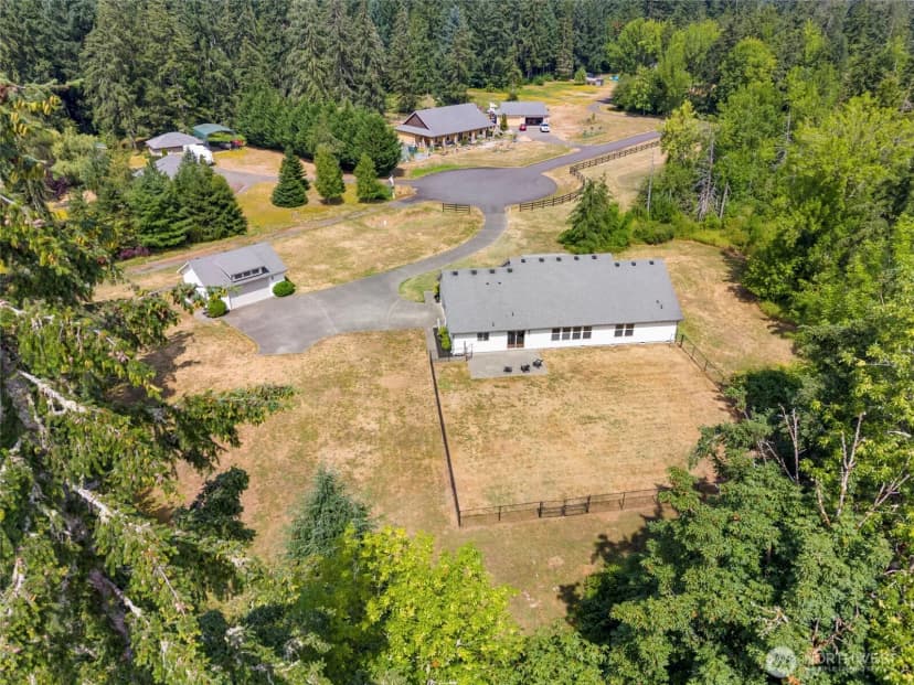 Property photo for 5542 Meadowood Lane Ne, Olympia photo 34