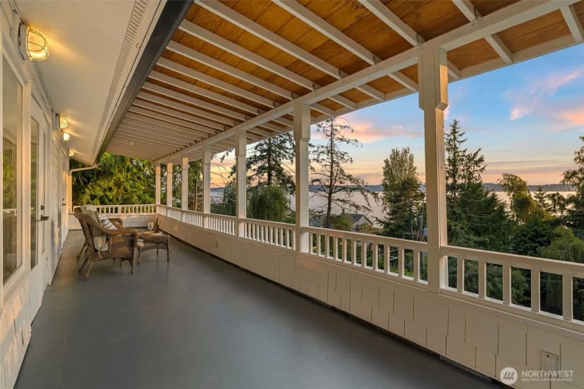 Property photo for 9674 50th Avenue Sw, Seattle photo 26