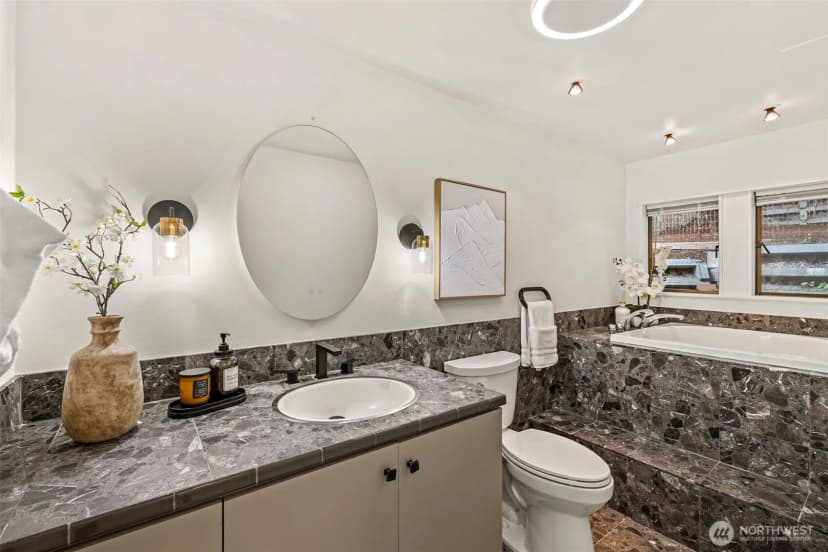 Property photo for 9674 50th Avenue Sw, Seattle photo 17