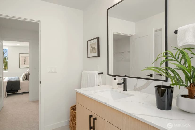 Property photo for 1912 B Ferry Avenue Sw, Seattle photo 23