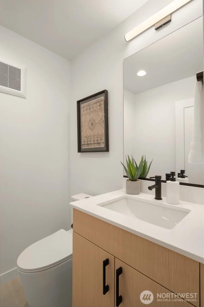 Property photo for 1912 B Ferry Avenue Sw, Seattle photo 15