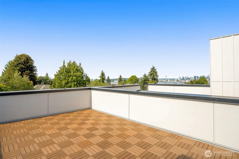 Property photo for 1912 B Ferry Avenue Sw, Seattle photo 16