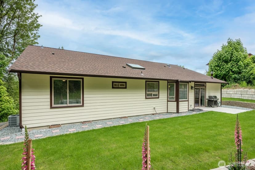 Property photo for 2820 256th Street Nw, Stanwood photo 21