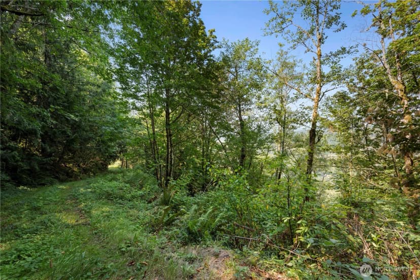 Property photo for 15124 State Route 530 Ne, Arlington photo 23