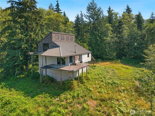 Property photo for 15124 State Route 530 Ne, Arlington