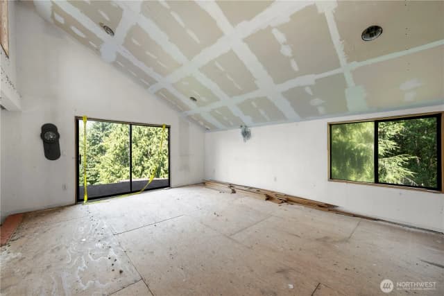 Property photo for 15124 State Route 530 Ne, Arlington photo 5