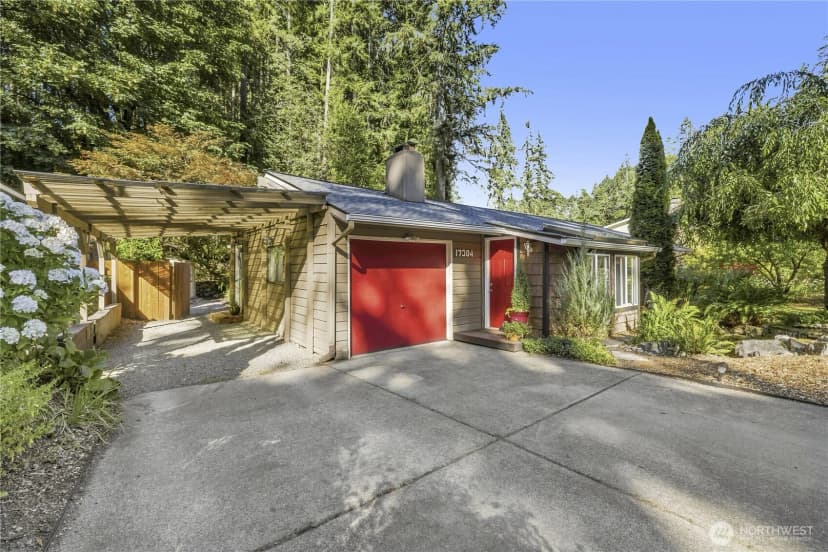 Property photo for 17304 Ne 156th Street, Woodinville photo 3
