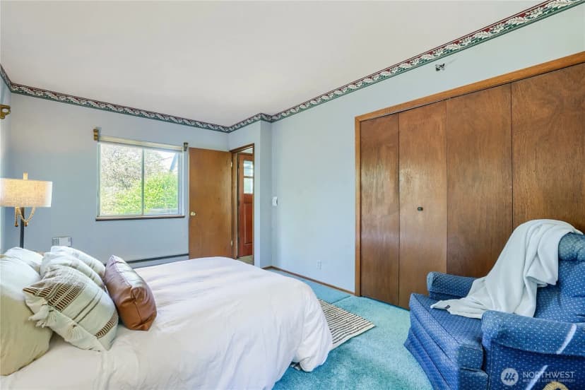 Property photo for 7637 Ne 165th Street, Kenmore photo 13