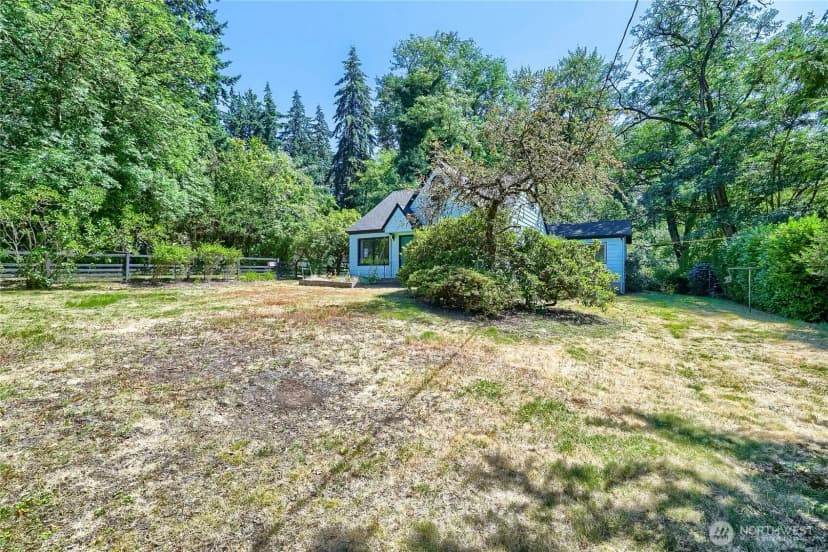 Property photo for 7637 Ne 165th Street, Kenmore photo 25
