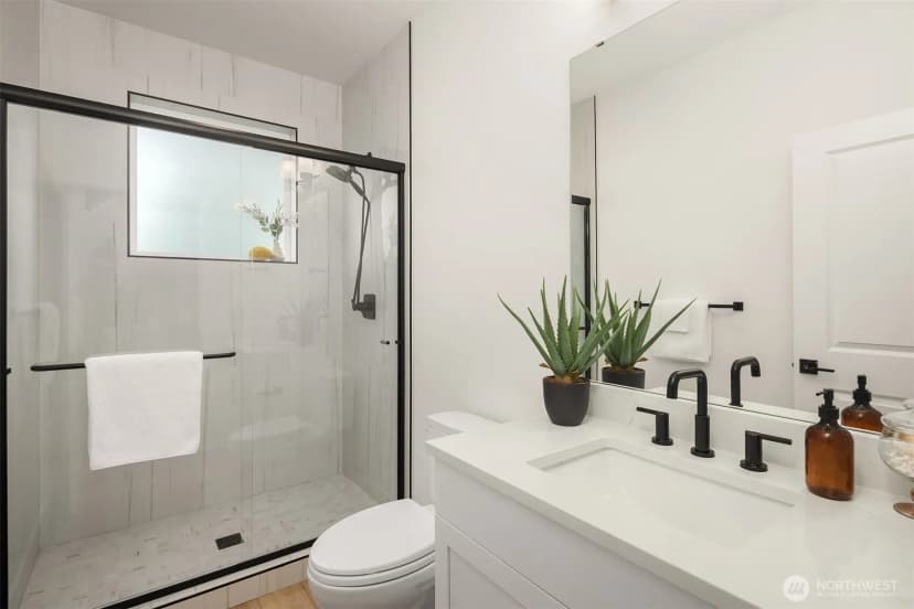 Property photo for 404 Edmonds Ave Ne, Renton photo 14