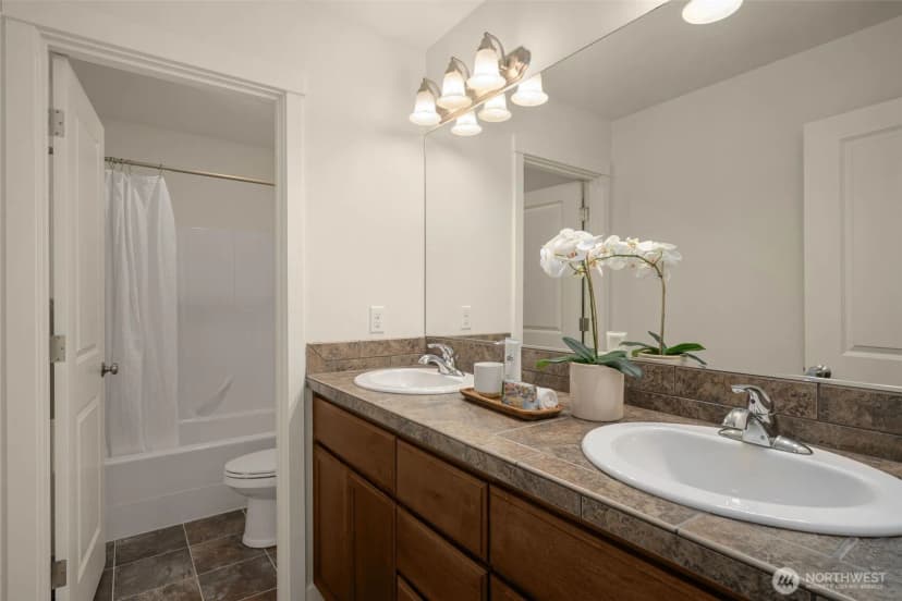 Property photo for 21521 37th Avenue Se, Bothell photo 35