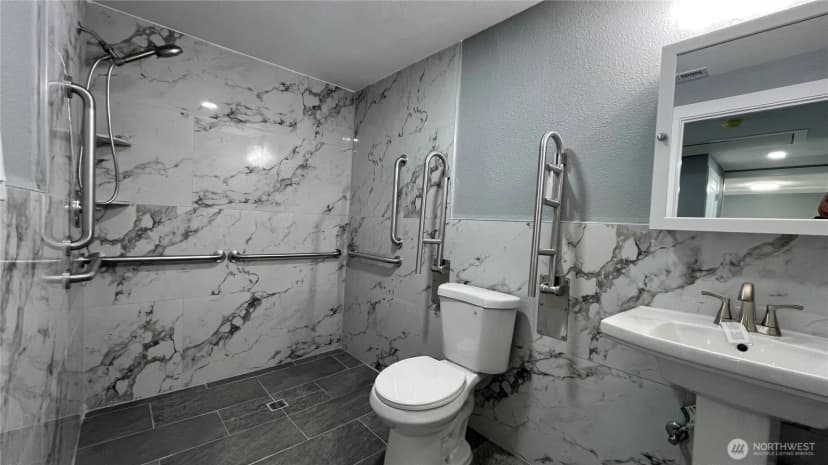 Property photo for 7643 S Ainsworth Avenue, Tacoma photo 19
