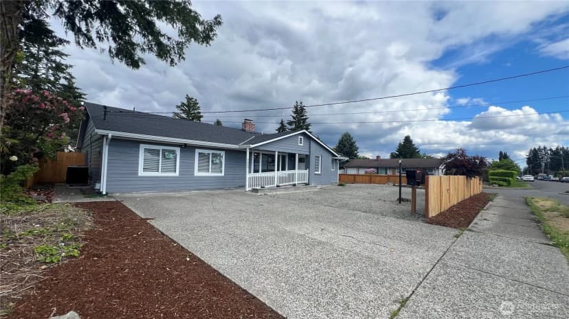 Property photo for 7643 S Ainsworth Avenue, Tacoma photo 2