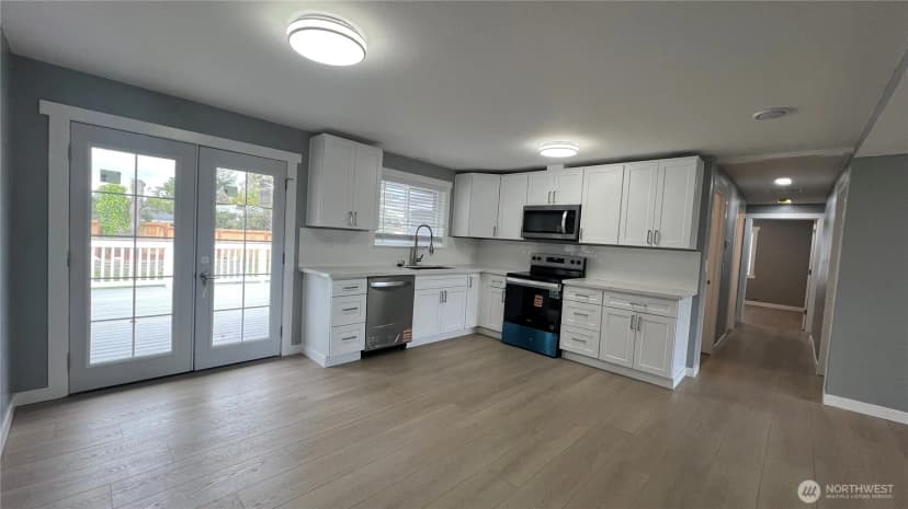 Property photo for 7643 S Ainsworth Avenue, Tacoma photo 7