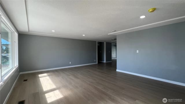 Property photo for 7643 S Ainsworth Avenue, Tacoma photo 4