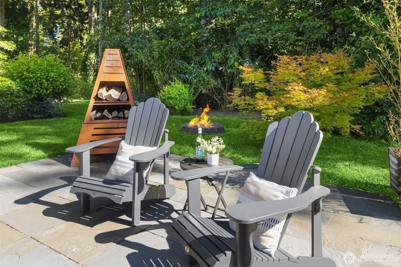 Property photo for 13874 Lavigne Court Ne, Bainbridge Island photo 2