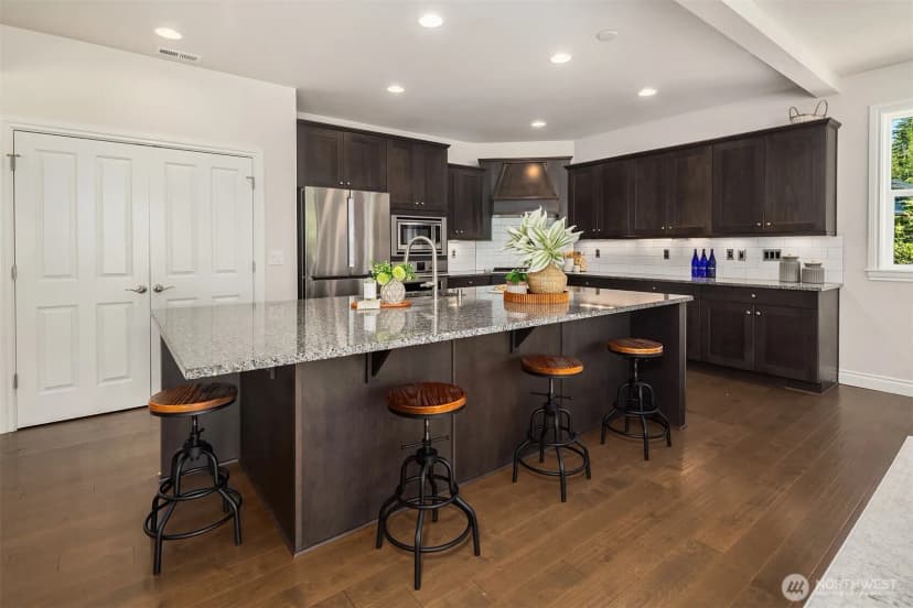 Property photo for 13874 Lavigne Court Ne, Bainbridge Island photo 12