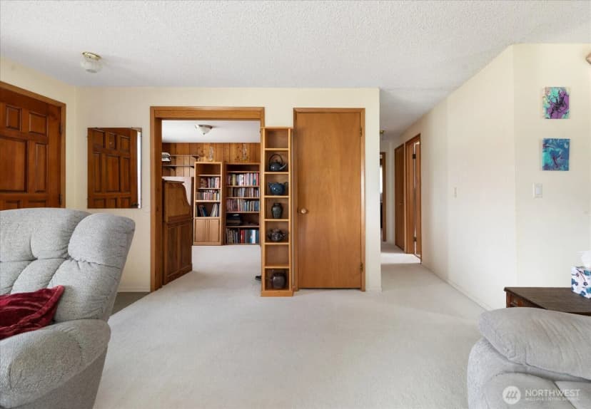 Property photo for 532 Se Pasek Street, Oak Harbor photo 15