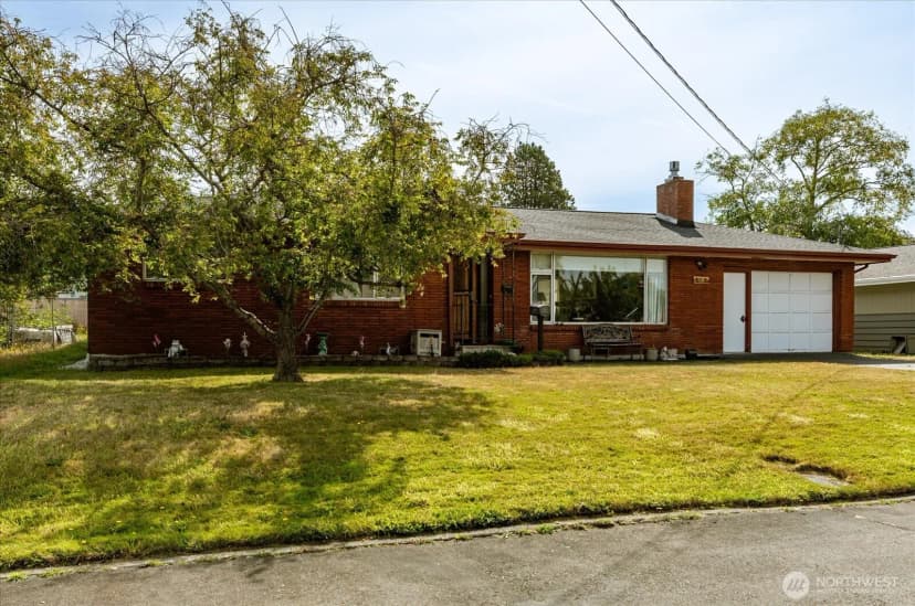 Property photo for 532 Se Pasek Street, Oak Harbor photo 32