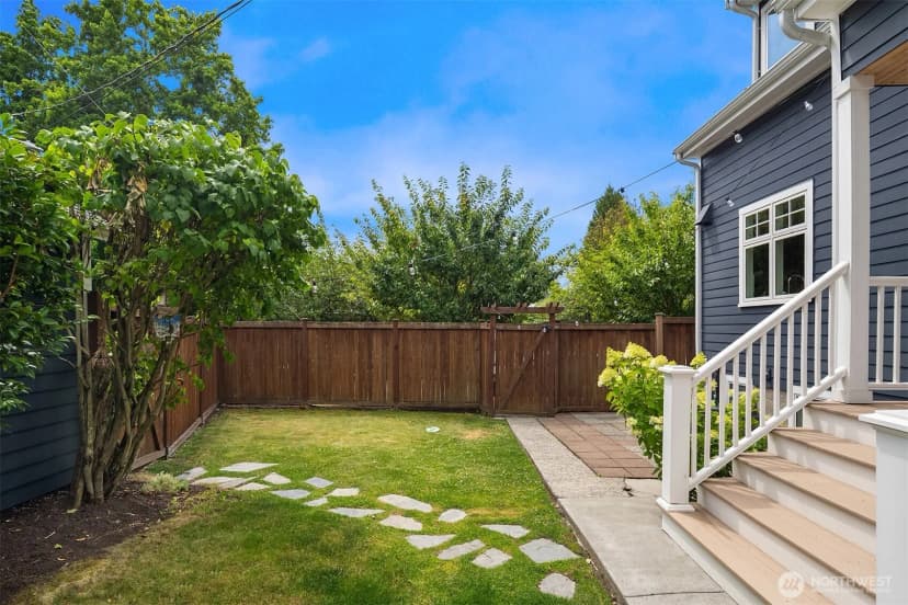 Property photo for 6302 15th Avenue Ne, Seattle photo 28