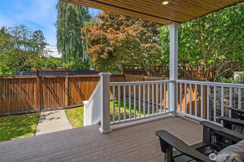 Property photo for 6302 15th Avenue Ne, Seattle photo 5