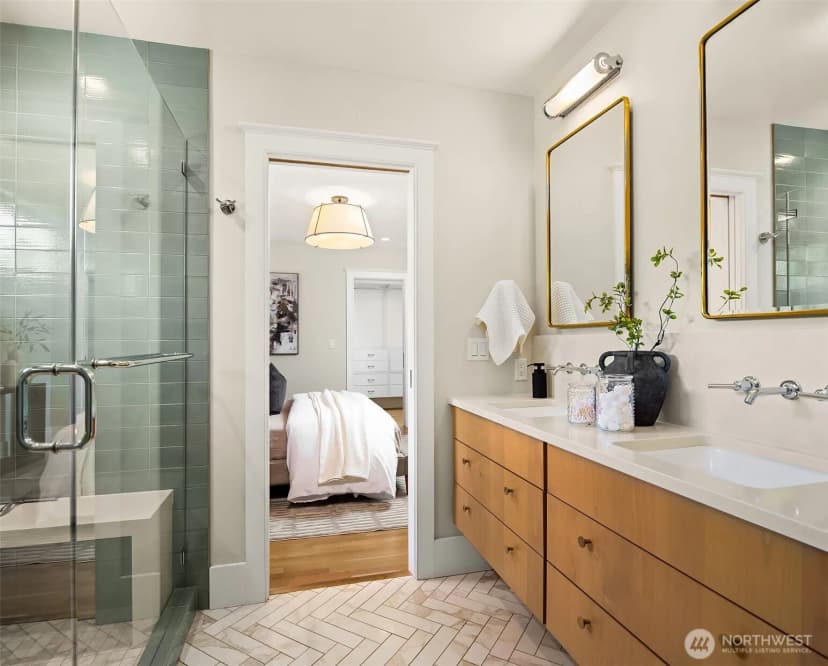 Property photo for 6302 15th Avenue Ne, Seattle photo 19