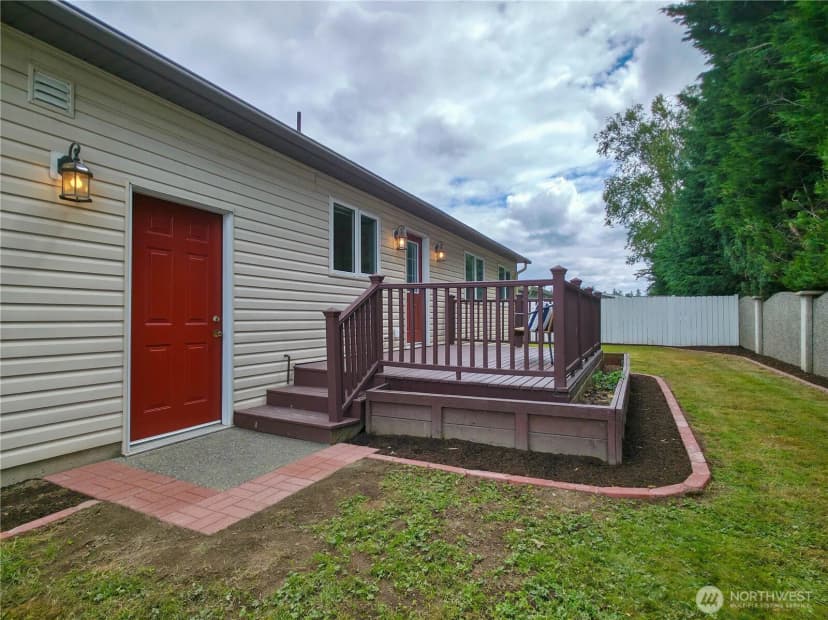 Property photo for 107 South Pass Road #7, Nooksack photo 15