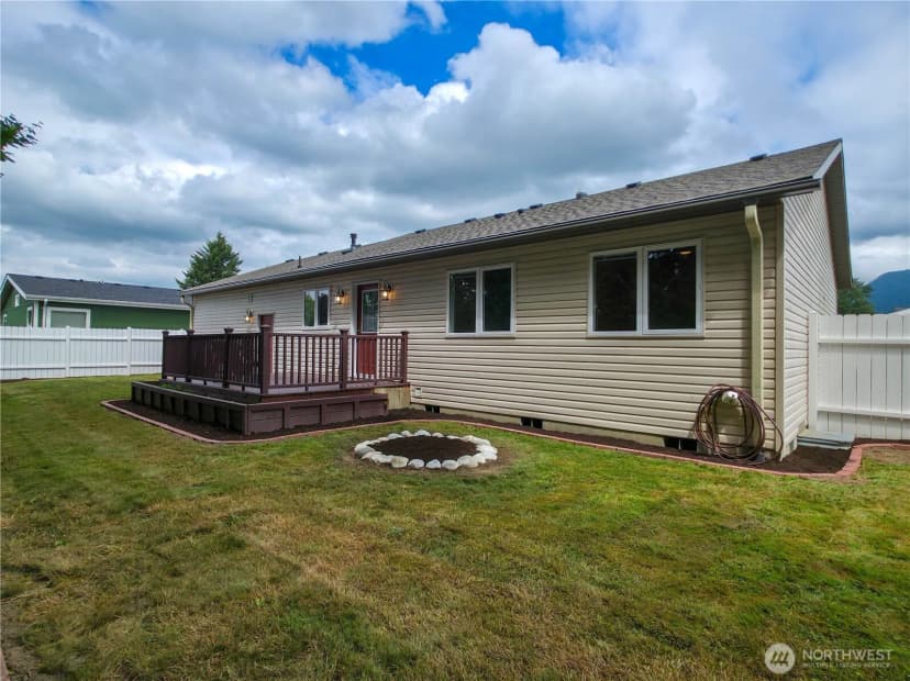 Property photo for 107 South Pass Road #7, Nooksack photo 14