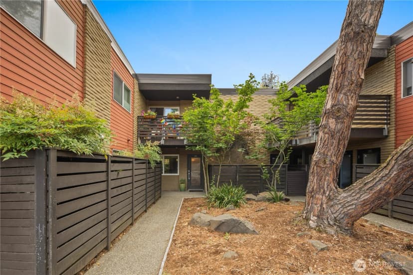 Property photo for 5220 42nd Avenue S #103, Seattle photo 30