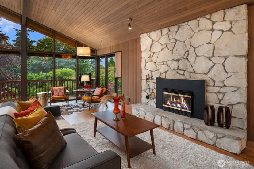 Property photo for 7416 Mercer Terrace Drive, Mercer Island photo 6