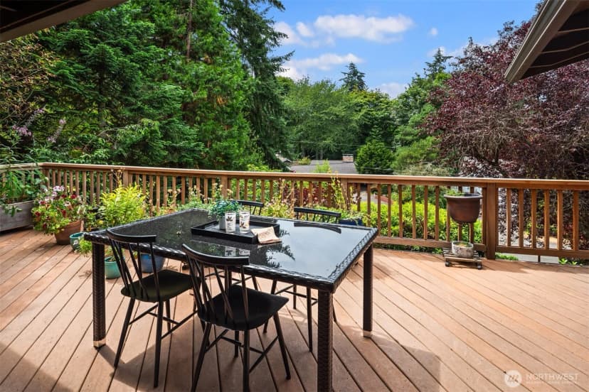 Property photo for 7416 Mercer Terrace Drive, Mercer Island photo 19
