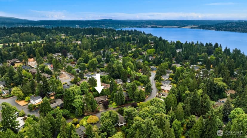 Property photo for 7416 Mercer Terrace Drive, Mercer Island photo 39