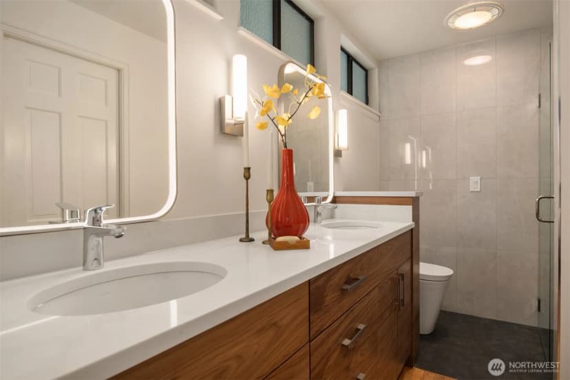 Property photo for 7416 Mercer Terrace Drive, Mercer Island photo 23