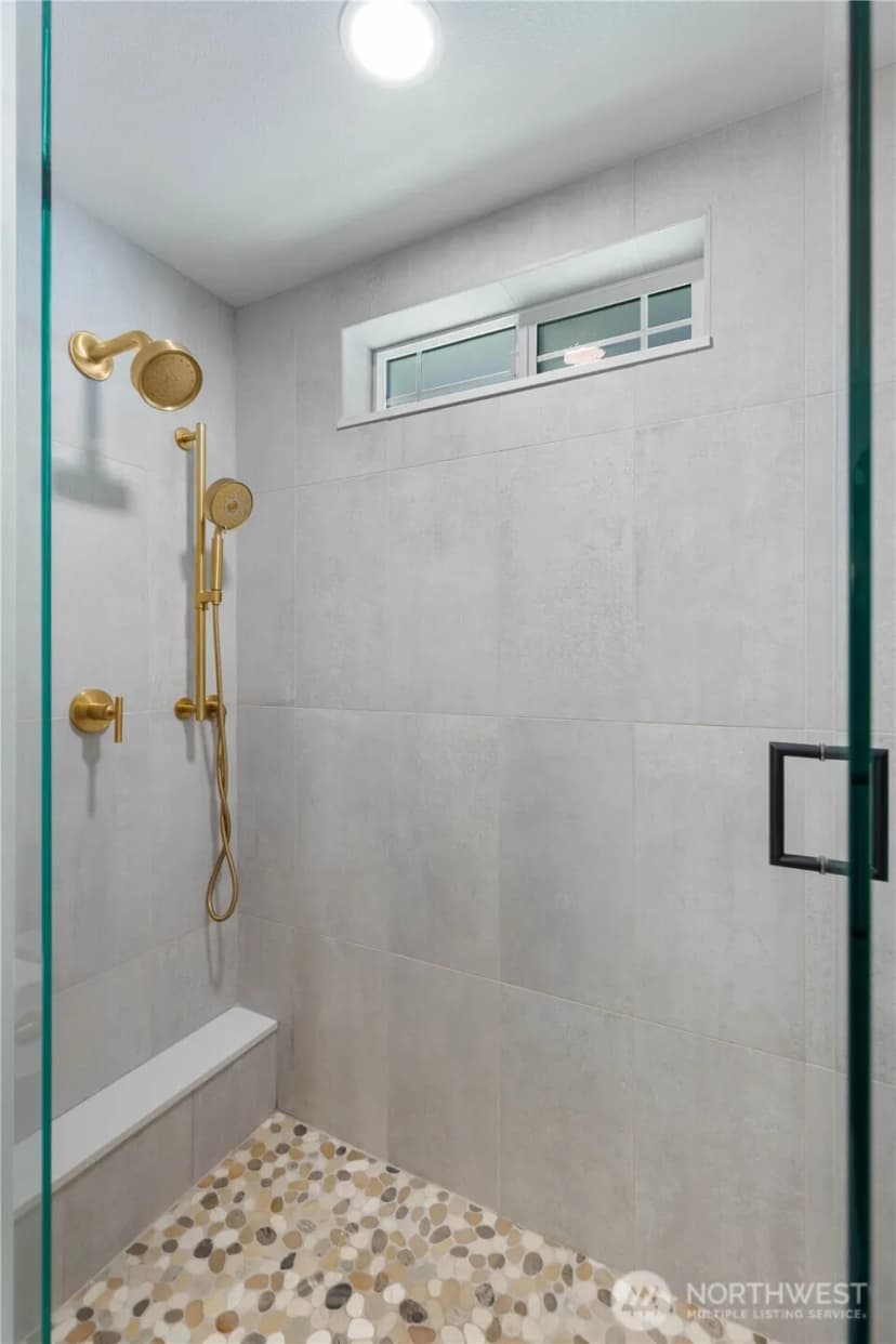 Property photo for 2527 211th Avenue E, Lake Tapps photo 16