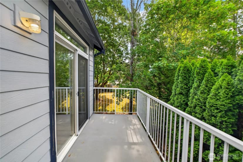 Property photo for 10825 Se 200th Street #f204, Kent photo 6